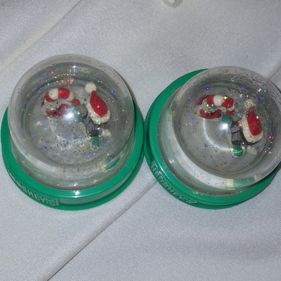 2 Small Christmas Hershey Kisses Snow Globes - Picture 2 of 8